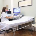 Când trebuie să îți faci prima ecografie transvaginală? Sfaturile Dr. Lorena Turculeț